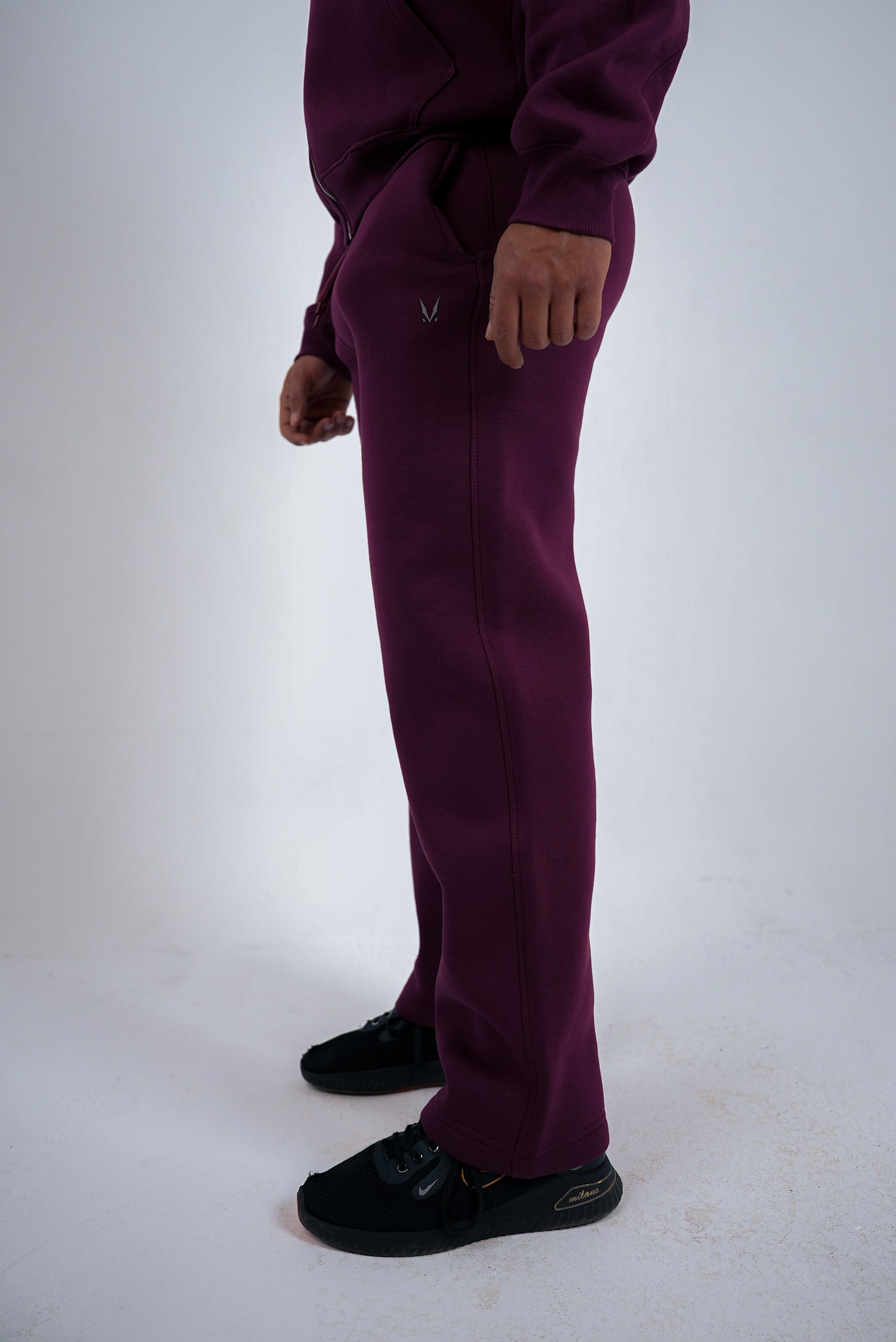 Essential Pants - Burgundy
